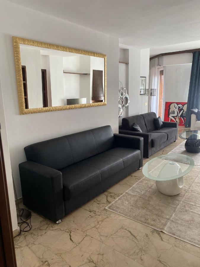 Eur Centro Lux Apartment Con Camino Roma Eksteriør bilde